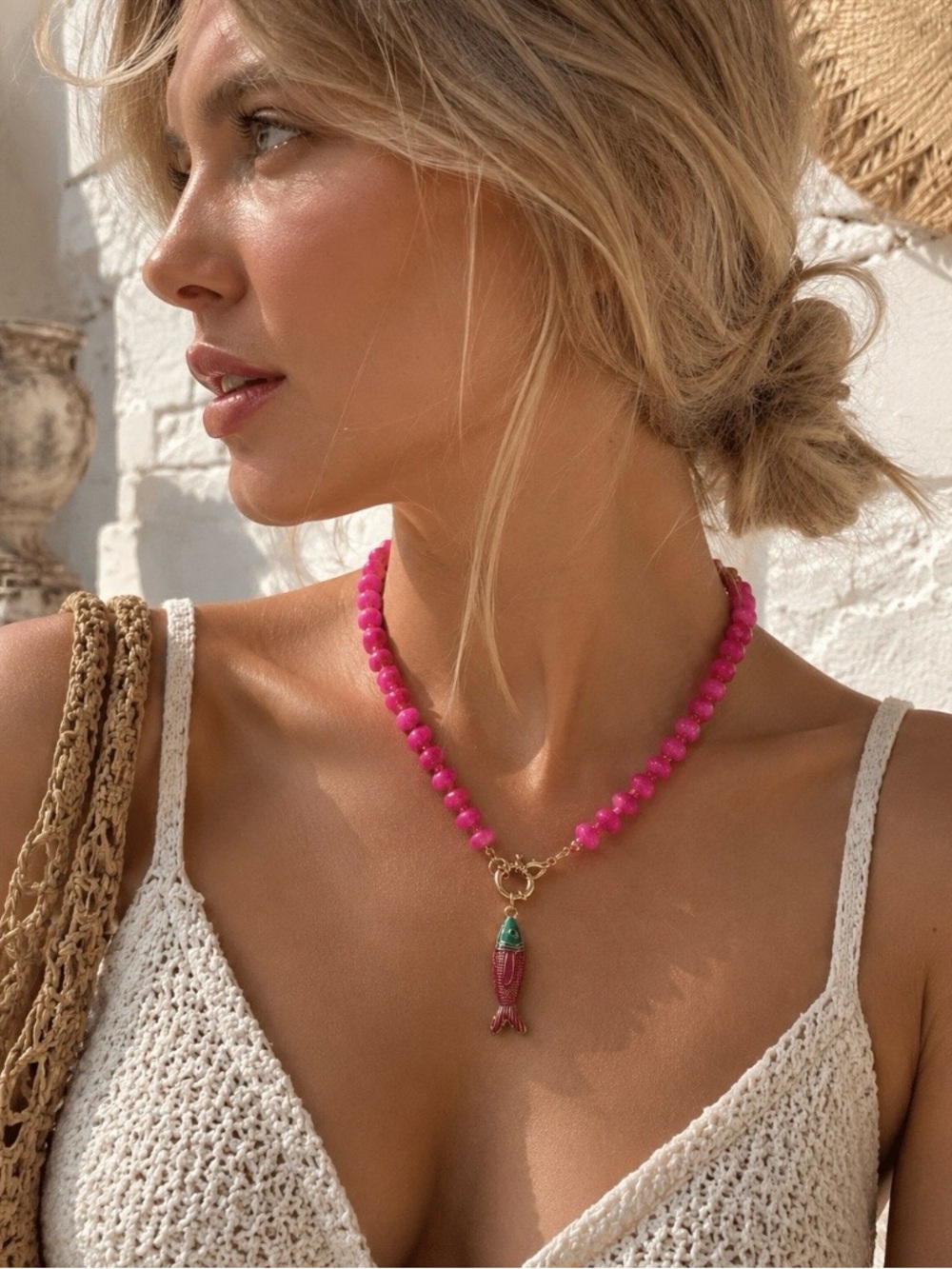 NeW! Fish Pendant Pink Beaded Necklace 🐠 A1-49